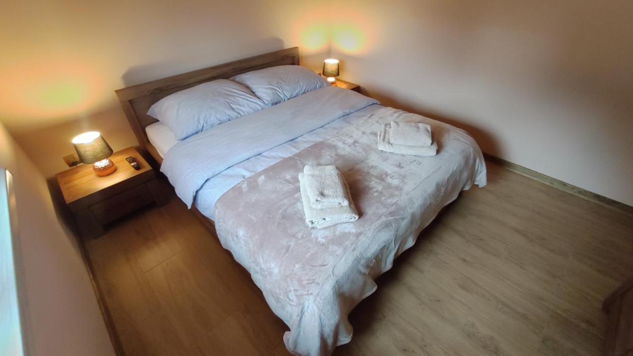 Dom Przy Gorce Villa Lesko Kültér fotó